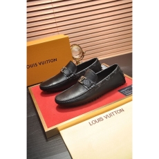 Louis Vuitton Low Shoes